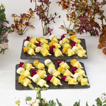 30 brochettes de fruits de saison