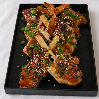 Brochettes de tataki de thon au sésame