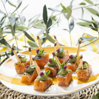 Plateau de saumon gravlax à l'aneth