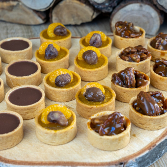 Assortiment de 30 mini tartes assorties 