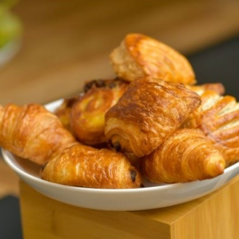 Plateau de 18 mini viennoiseries 